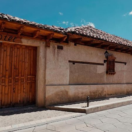 Hotel Casa De Gandhi San Cristóbal de Las Casas エクステリア 写真