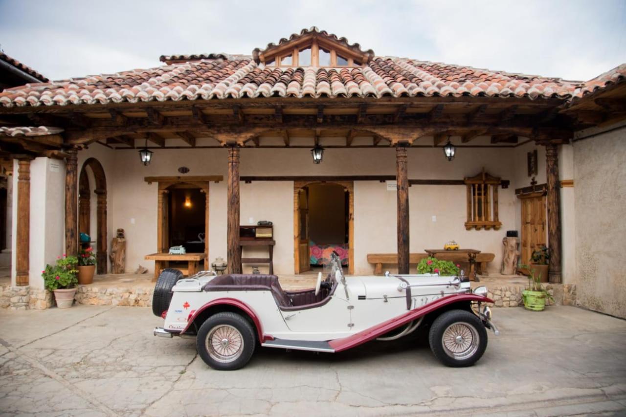 Hotel Casa De Gandhi San Cristóbal de Las Casas エクステリア 写真