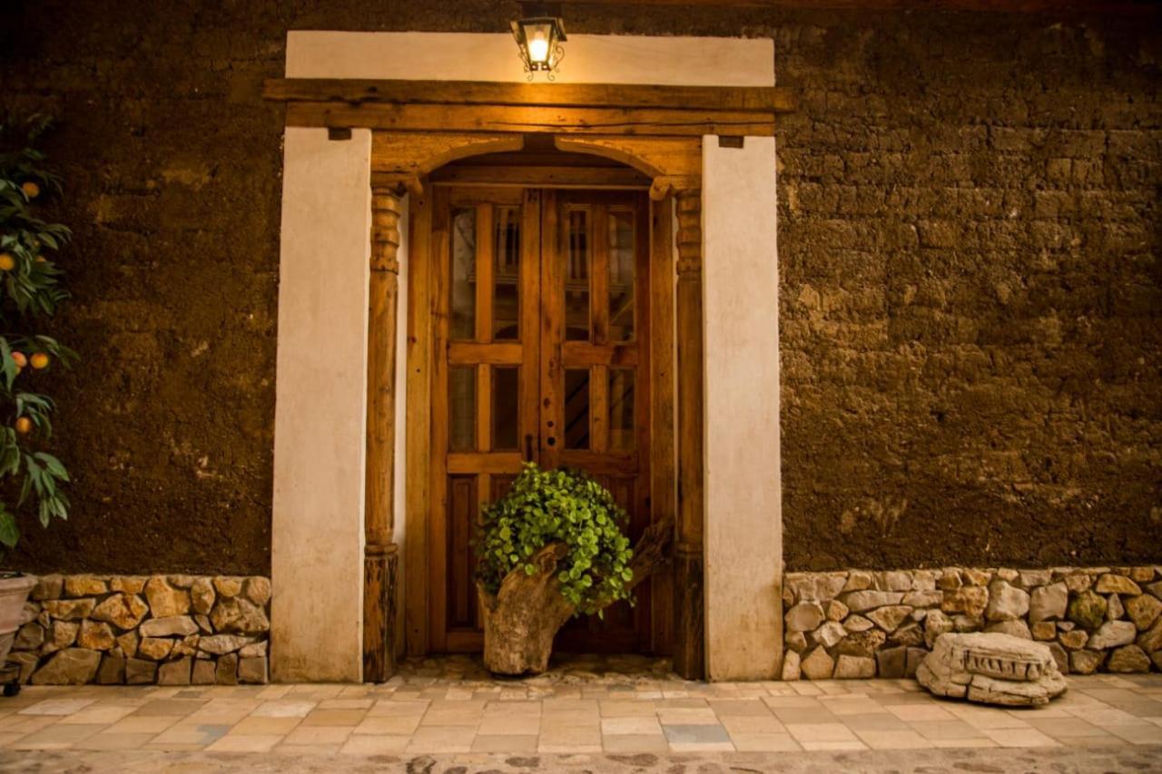 Hotel Casa De Gandhi San Cristóbal de Las Casas エクステリア 写真